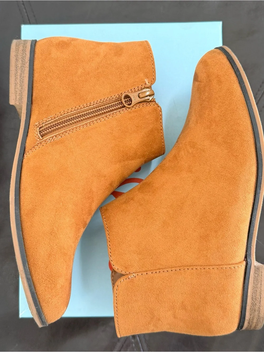 Cat & Jack Opal Girls Ankle Boots size 2